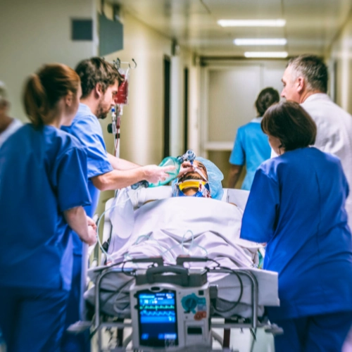 emergency-and-trauma-care-technician